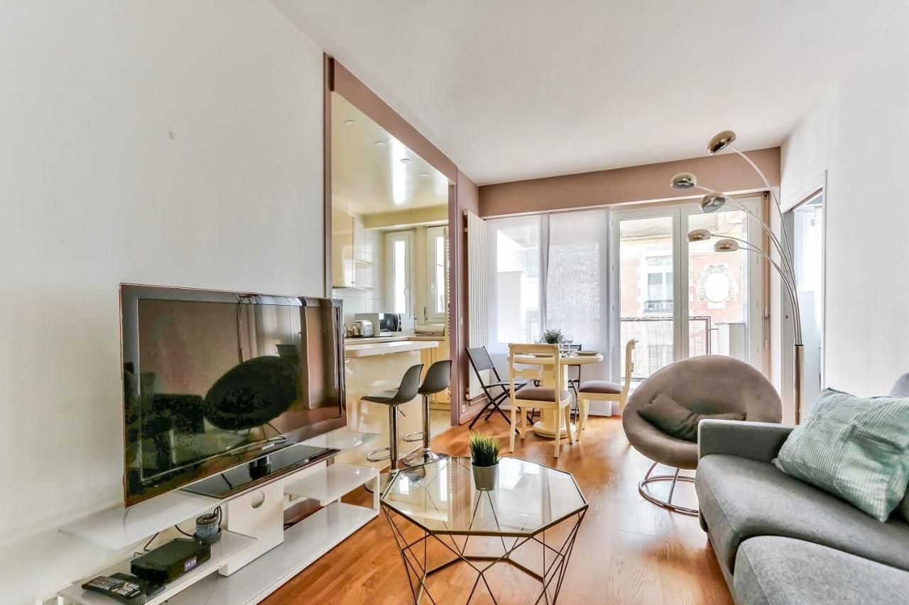 Appartement Quartier Arc De Triomphe Free Netflix Париж Екстериор снимка