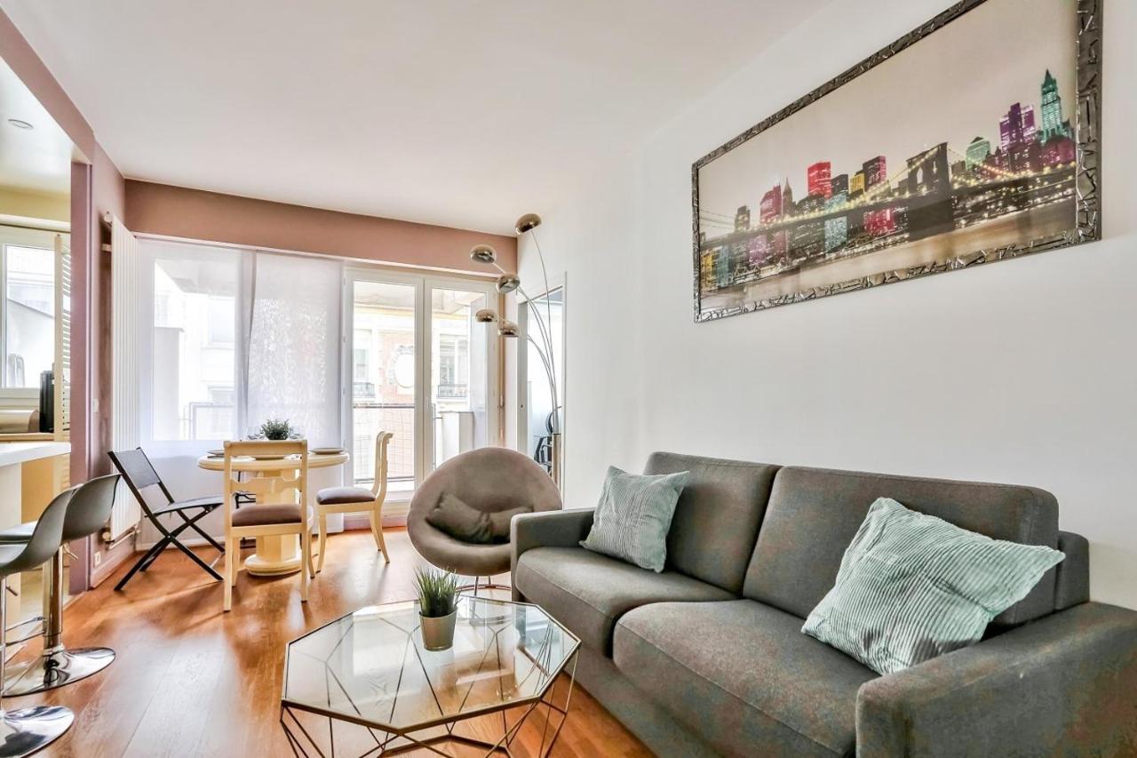 Appartement Quartier Arc De Triomphe Free Netflix Париж Екстериор снимка
